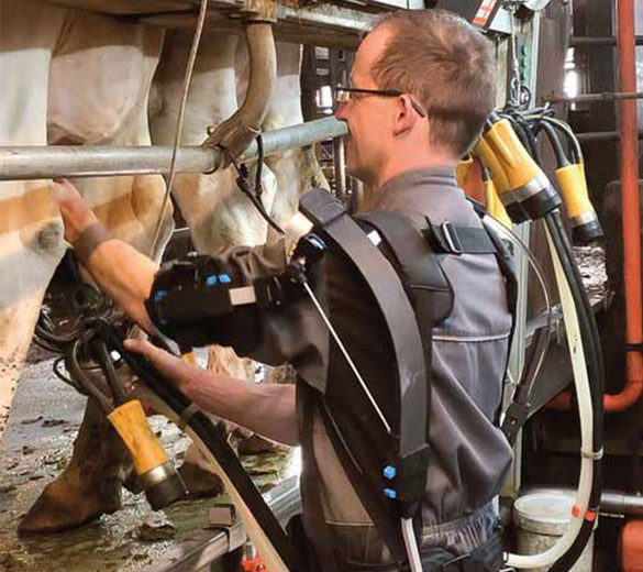Exoesqueleto de manipulación IP12 productores de leche - GOBIO - AGRO CONCEPT